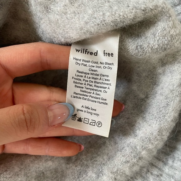 Aritzia grey sweater - Picture 3 of 9